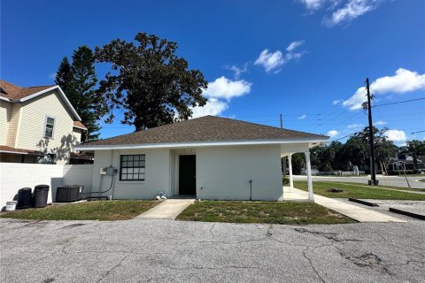 Commercial property in Eustis, Florida № 1901303 - photo 12