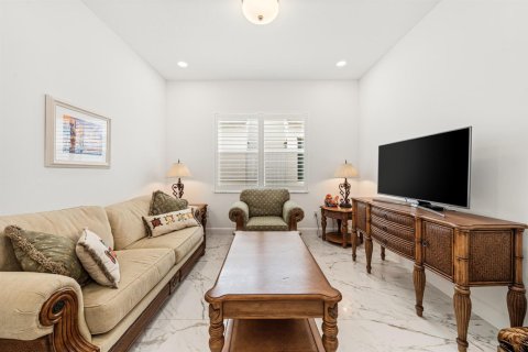 House in Boynton Beach, Florida 3 bedrooms, 224.73 sq.m. № 2245816 - photo 10