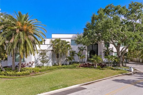 Villa ou maison à vendre à Tampa, Floride: 7 chambres, 843.09 m2 № 2139519 - photo 8