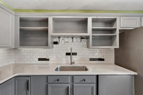 Casa en venta en Kissimmee, Florida, 3 dormitorios, 135.27 m2 № 1905716 - foto 9