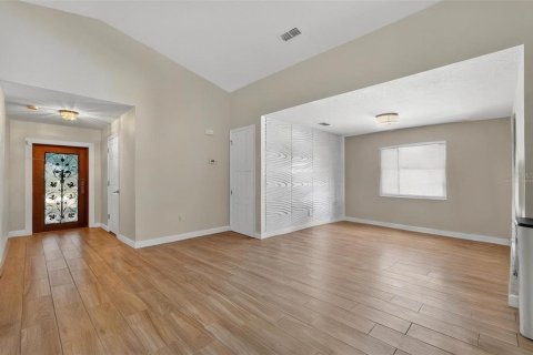 Casa en venta en Kissimmee, Florida, 3 dormitorios, 135.27 m2 № 1905716 - foto 4