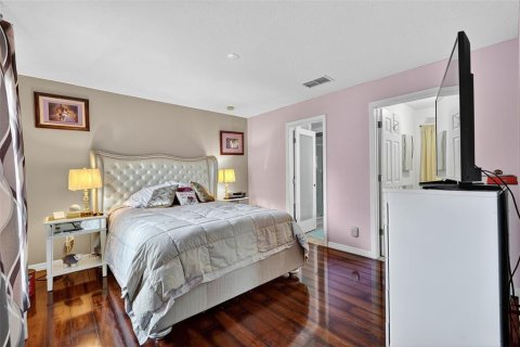 Casa en venta en Kissimmee, Florida, 3 dormitorios, 135.27 m2 № 1905716 - foto 30