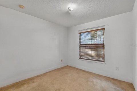 Casa en venta en Kissimmee, Florida, 3 dormitorios, 135.27 m2 № 1905716 - foto 12