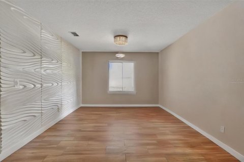 Casa en venta en Kissimmee, Florida, 3 dormitorios, 135.27 m2 № 1905716 - foto 5