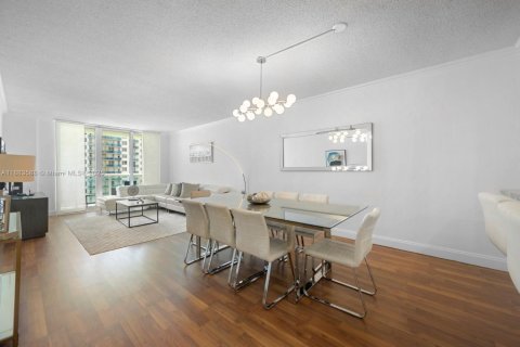 Condo in Sunny Isles Beach, Florida, 1 bedroom  № 1929816 - photo 7