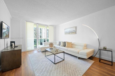 Condo in Sunny Isles Beach, Florida, 1 bedroom  № 1929816 - photo 4