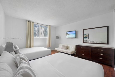 Condo in Sunny Isles Beach, Florida, 1 bedroom  № 1929816 - photo 12