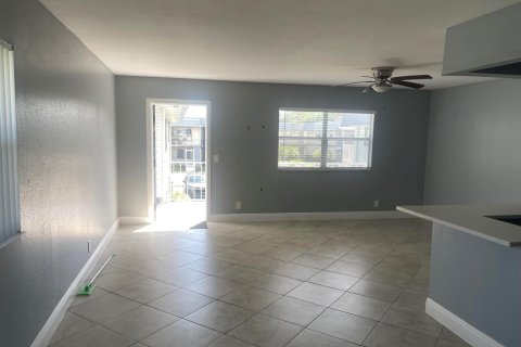 Copropriété à louer à Delray Beach, Floride: 1 chambre, 67.45 m2 № 2406210 - photo 4