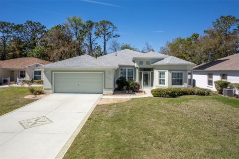 Casa en venta en Ocala, Florida, 4 dormitorios, 239.69 m2 № 1526589 - foto 1