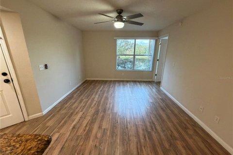 Condominio en venta en Orlando, Florida, 1 dormitorio, 55.46 m2 № 2112806 - foto 7