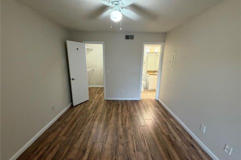 Condominio en venta en Orlando, Florida, 1 dormitorio, 55.46 m2 № 2112806 - foto 11