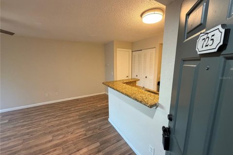 Condominio en venta en Orlando, Florida, 1 dormitorio, 55.46 m2 № 2112806 - foto 2