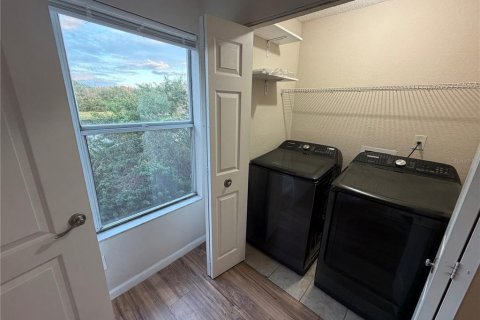 Condominio en venta en Orlando, Florida, 1 dormitorio, 55.46 m2 № 2112806 - foto 12