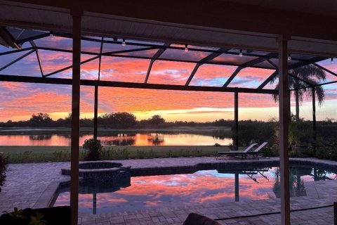 Villa ou maison à vendre à Sarasota, Floride: 3 chambres, 298.22 m2 № 2427187 - photo 5