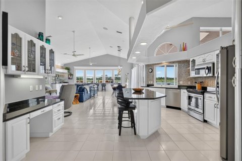 Villa ou maison à vendre à Sarasota, Floride: 3 chambres, 298.22 m2 № 2427187 - photo 6