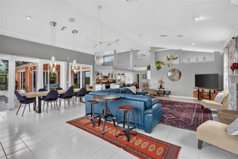 Villa ou maison à vendre à Sarasota, Floride: 3 chambres, 298.22 m2 № 2427187 - photo 16
