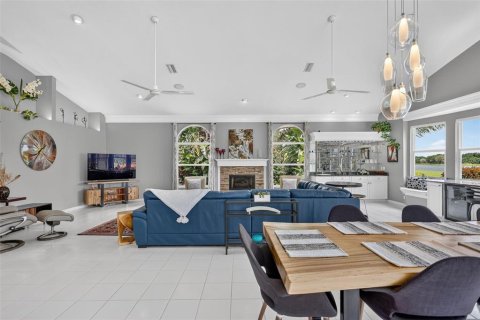 Villa ou maison à vendre à Sarasota, Floride: 3 chambres, 298.22 m2 № 2427187 - photo 19