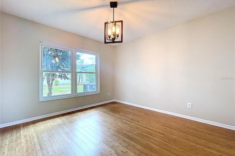 Casa en venta en Tampa, Florida, 4 dormitorios, 186.55 m2 № 1805187 - foto 25