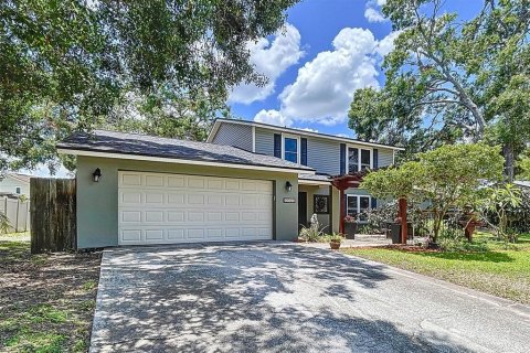 Casa en venta en Tampa, Florida, 4 dormitorios, 186.55 m2 № 1805187 - foto 2