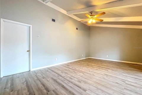 Casa en venta en Tampa, Florida, 4 dormitorios, 186.55 m2 № 1805187 - foto 21