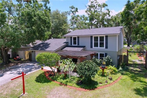 Casa en venta en Tampa, Florida, 4 dormitorios, 186.55 m2 № 1805187 - foto 3