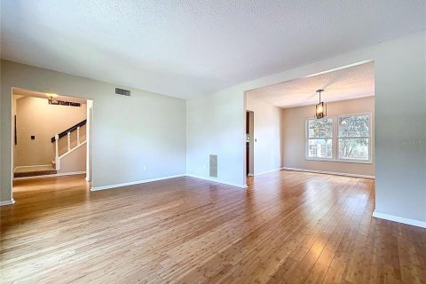 Casa en venta en Tampa, Florida, 4 dormitorios, 186.55 m2 № 1805187 - foto 24