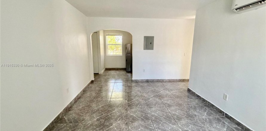 Apartamento en Coral Gables, Florida 2 dormitorios № 1971558