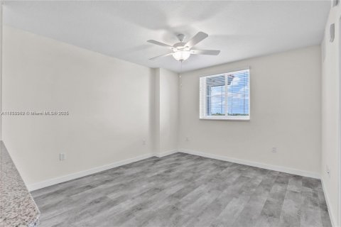 Apartamento en alquiler en Sweetwater, Florida, 2 dormitorios, 22864.55 m2 № 1978441 - foto 23