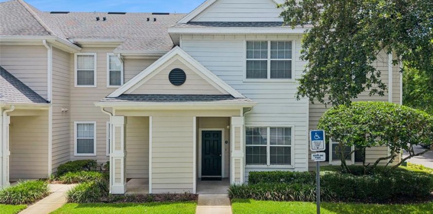 Condominio en Winter Garden, Florida, 3 dormitorios № 2239298