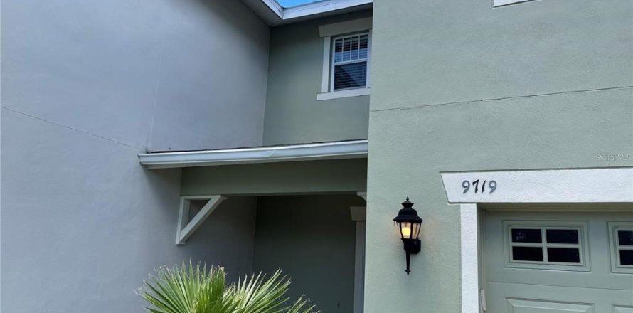 Adosado en Orlando, Florida 3 dormitorios, 166.48 m2 № 1918047