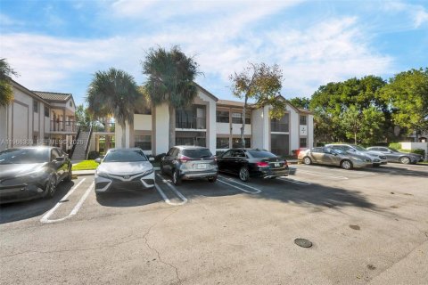 Copropriété à vendre à Coral Springs, Floride: 2 chambres, 58.44 m2 № 2028204 - photo 28