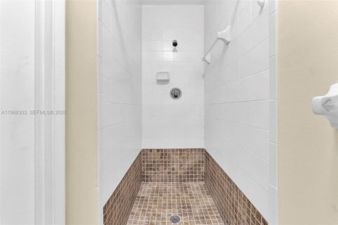 Copropriété à vendre à Coral Springs, Floride: 2 chambres, 58.44 m2 № 2028204 - photo 11