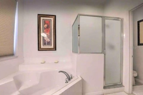 Casa en venta en Kissimmee, Florida, 8 dormitorios, 267.65 m2 № 2155529 - foto 30