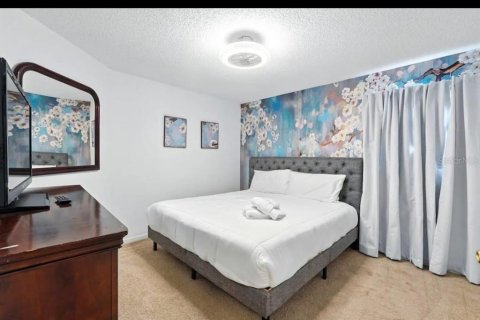 Casa en venta en Kissimmee, Florida, 8 dormitorios, 267.65 m2 № 2155529 - foto 26