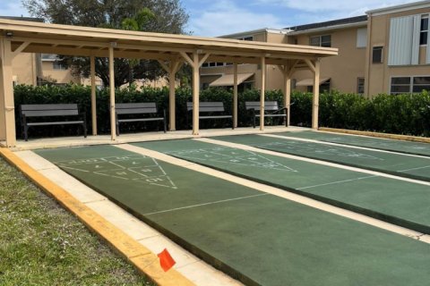 Condominio en venta en Boynton Beach, Florida, 2 dormitorios, 81.01 m2 № 1045462 - foto 1