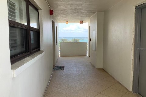 Condo in Clearwater, Florida, 2 bedrooms  № 1743308 - photo 5
