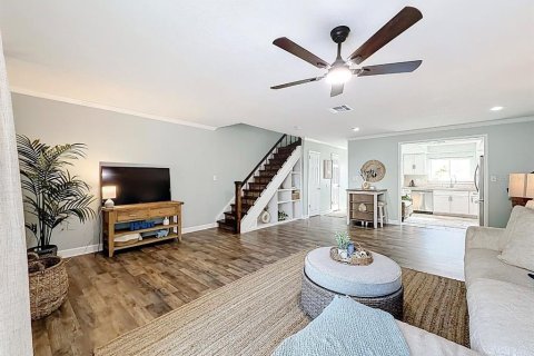 Adosado en venta en Saint Petersburg, Florida, 3 dormitorios, 120.77 m2 № 2109677 - foto 11