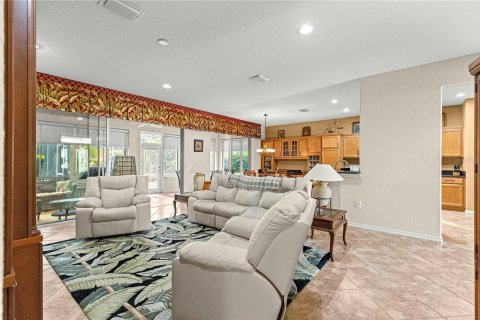 Casa en venta en Summerfield, Florida, 3 dormitorios, 181.9 m2 № 2110590 - foto 12