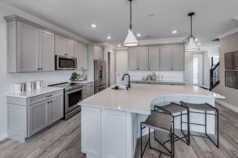 Townhouse in Wesley Chapel, Florida 3 bedrooms, 182.74 sq.m. № 2386001 - photo 3