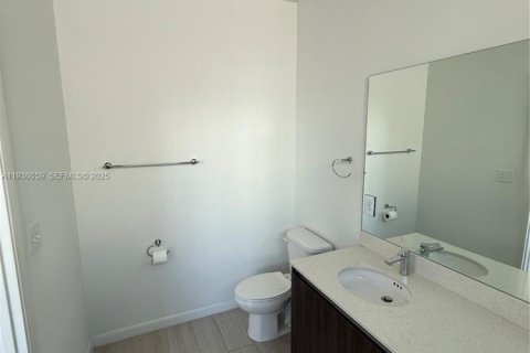 Townhouse in Fort Lauderdale, Florida 3 bedrooms, 3784.19 sq.m. № 1994166 - photo 13