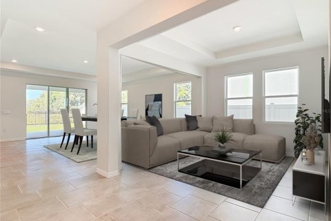 House in San Antonio, Florida 4 bedrooms, 262.73 sq.m. № 2200632 - photo 21