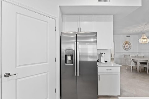 Copropriété à louer à Venice, Floride: 3 chambres, 161.74 m2 № 2107055 - photo 12