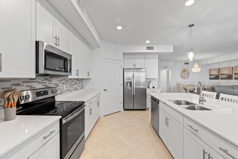 Copropriété à louer à Venice, Floride: 3 chambres, 161.74 m2 № 2107055 - photo 8