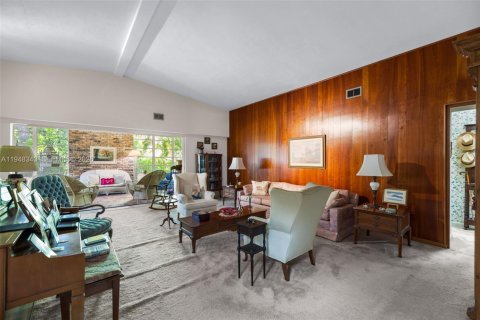 Terrain à vendre à Miami, Floride № 2004641 - photo 6