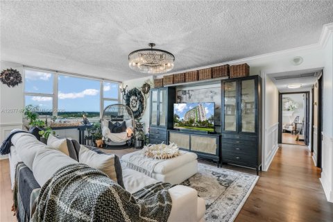 Copropriété à vendre à North Miami, Floride: 2 chambres, 159.05 m2 № 2350493 - photo 5