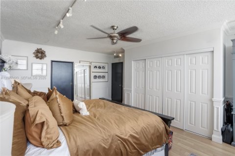 Copropriété à vendre à North Miami, Floride: 2 chambres, 159.05 m2 № 2350493 - photo 18