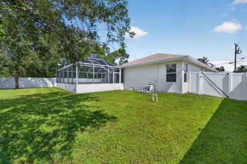 Casa en venta en Port St. Lucie, Florida, 3 dormitorios, 200.58 m2 № 2153632 - foto 3