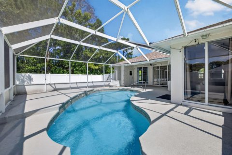 Casa en venta en Port St. Lucie, Florida, 3 dormitorios, 200.58 m2 № 2153632 - foto 2