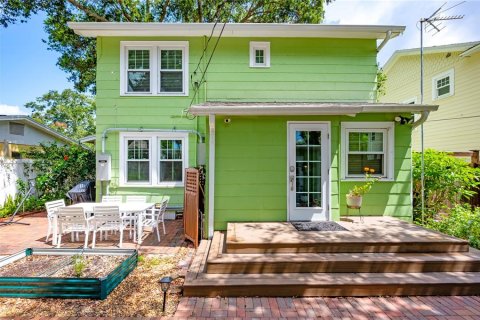 House in Saint Petersburg, Florida 2 bedrooms, 155.24 sq.m. № 1881173 - photo 30