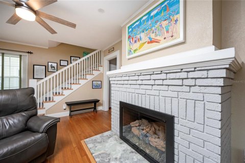 House in Saint Petersburg, Florida 2 bedrooms, 155.24 sq.m. № 1881173 - photo 8